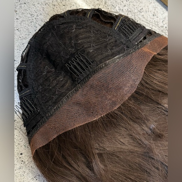 EUC 24” SYNTHETIC HAIR #3 Dark Brown Lace Front Wig with Bangs and long layers - Picture 8 of 8